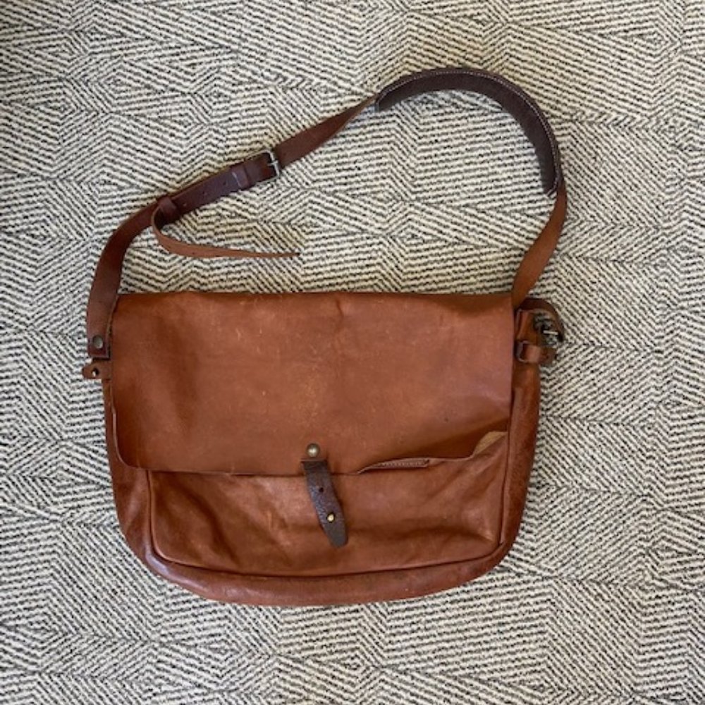 Whipping + Post W&P messenger bag satchel leather WP standard